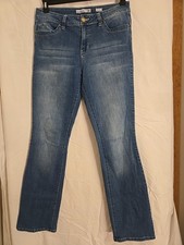 YMI WannaBettaButt MidRise Size 11 Jeans With No Distressing