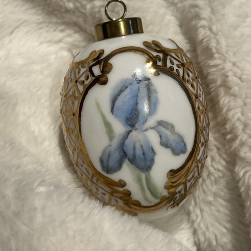 Vintage Hand Painted blue iris Ceramic Egg ornament  gold details Easter - Picture 5 of 9