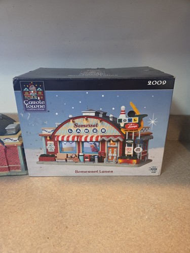 Lemax Carole Towne Collection Somerset Lanes 2009 Works Rare With Original Box - Picture 7 of 7