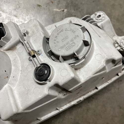 2002-2005 Kia Sedona Headlight Halogen Left Driver Side 0K52Y-1040A OEM - Picture 12 of 16