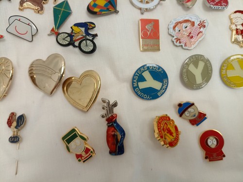 Huge Bundle Enamel Pin Badges Vintage And Modern Assorted Styles And Makers - Picture 3 of 9