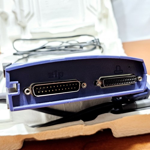 ZIP 250 Iomega Drive External Z250P Parallel Disk - w/ Cable and Power Supply - Afbeelding 10 van 12