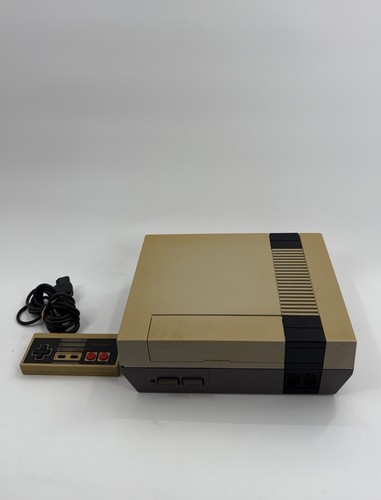 Original Nintendo Entertainment System NES Console & Controller Tested Working