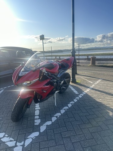 Triumph Daytona 675 Gen 3 - Picture 2 of 4