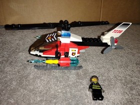 LEGO RETIRED 7238 CITY Fire Helicopter 100% Complete w/ minifigure and box