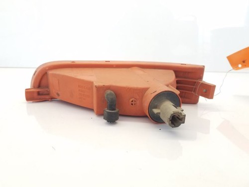 Passenger Corner Park Light Turn Signal Outer Bumper Mounted Fits 95-99 Maxima - Picture 7 of 12