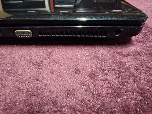 Toshiba Satellite M840-A760 14" I5 Laptop Power On Tested Only For Parts - Picture 10 of 15