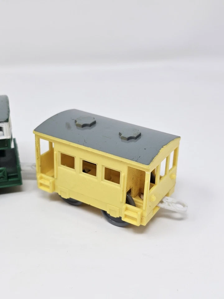 FLORA Sodor Tramways - Tomy Tomica Trackmaster Thomas HiT Train Set - Lote de trabajo Foto 4 de 4