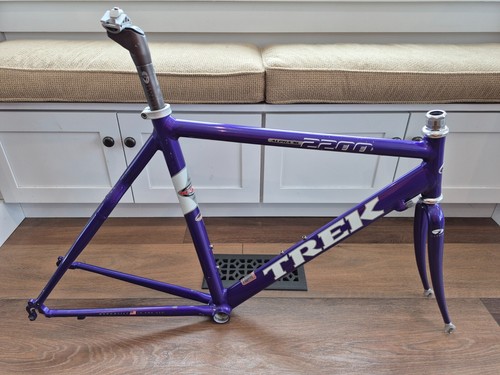 Trek 2200 WSD Road Frame Set with Carbon Fiber Fork 52 cm (WM Women’s Medium) - Picture 17 of 17