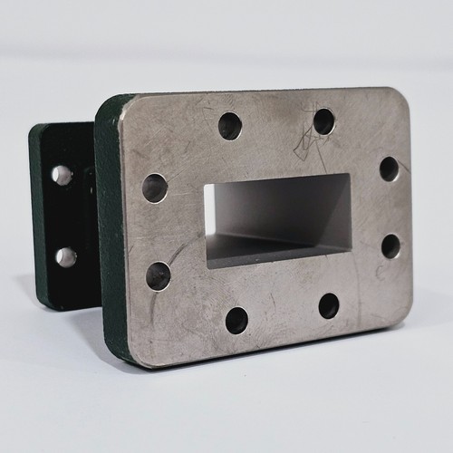 Flann Microwave 14441 5,38 - 8,18 GHz Guida d'onda dritta WG14 R70 WR137 - Foto 4 di 7