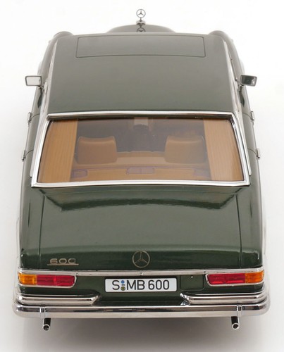 KK Scale 1963 Mercedes-Benz S-Class 600 Pullman SWB (W100) White 1:18 - Picture 6 of 7