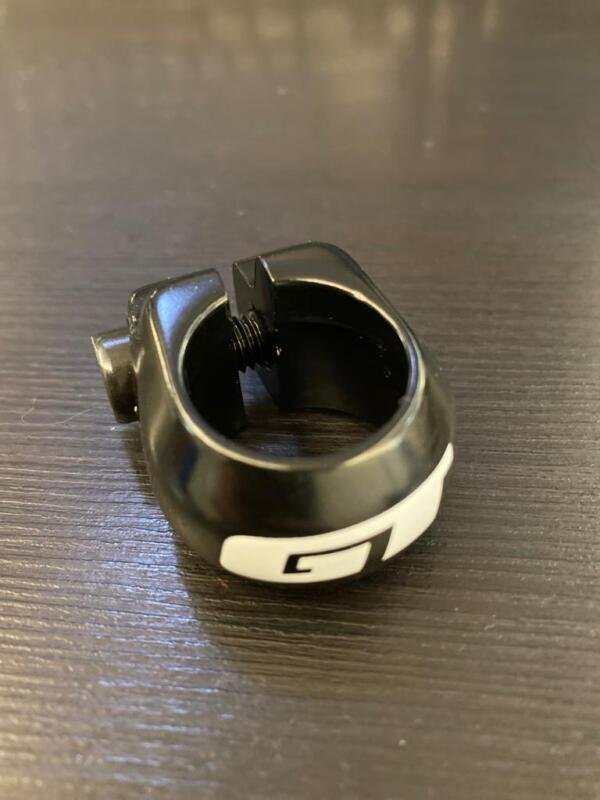 パーツ GT BMX Seat clamp GT BMX Vintage Seat Post Clamp Old School 22.2mm Silver