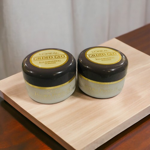 L'Oreal Hydra Perfecte Illuminating Loose Powder GILDED GLO NEW. - Picture 3 of 5