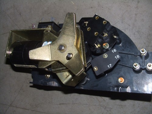 Kit de servicio de contactor GM33730 (A-2954 18) 150 amperios de Kohler K-164231-0150 ATS - Imagen 2 de 5