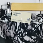 Foto 11 di 12