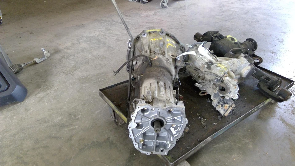 Used Automatic Transmission Assembly fits: 2001 Chevrolet Tracker AT 2.5L 4x4 Gr Foto 4 de 4