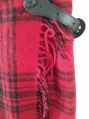 Womens 4 P Eddie Bauer Red Black Plaid Wool Blend Fringe Blanket Wrap Skirt Kilt - Picture 2 of 5