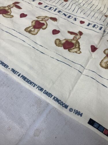 Daisy Kingdom vintage Fabric Scrap 1994 HEART BUNNY BORDER Rabbits 34”x42” - Picture 3 of 7