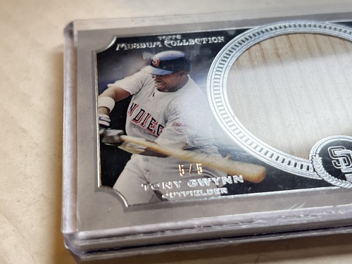 2013 Topps Museum Cal Ripken Tony Gwynn Dual Jumbo Lumber Bat Relic Booklet 5/5 - Picture 2 of 3