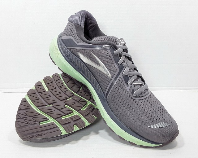 brooks adrenaline size 7