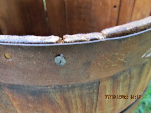 Vintage Wood Nail Keg or Barrel with Metal Bands, Waste Basket or Umbrella Stand - Picture 7 of 12