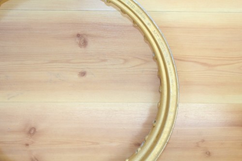 1982 Yamaha YZ490 YZ 490 Rear Wheel Rim Gold DID 94425-18321-00 - Picture 5 of 14