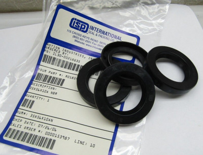 ( Lot of 4 ) ISP International 35x56x10 Metric Oil Seal 35mm x 56mm x 10mm