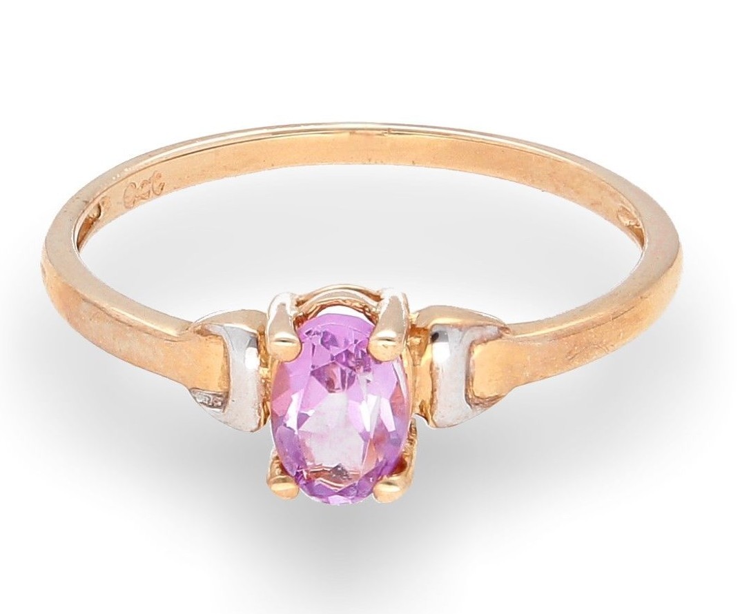 9Carat Yellow gold Amethyst Solitaire Ring (Size L) 4x5mm Head 9Carat Yellow gold Amethyst Solitaire Ring (Size L) 4x5mm Head