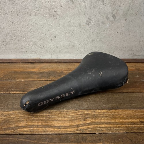 Odyssey Seat Old Mid School BMX Flatland CUTS BeNT OG 90s 00s Black Survivor A2 - Picture 3 of 14