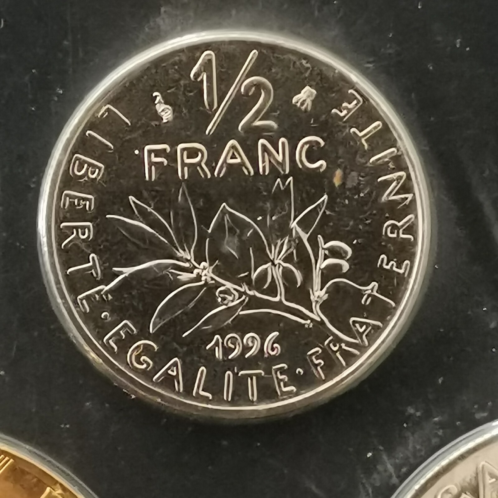 Picture 1 of 2