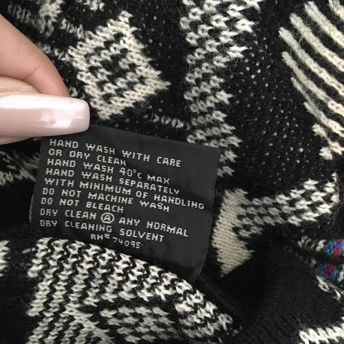 VTG 90s COOGI Australia Wool Cosby BIGGIE MCGREGOR sweater FIRE L Black White - Picture 7 of 7