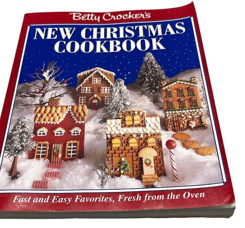 Betty Crocker New Christmas cookBook copyright 1993 General Mills, Inc. READ