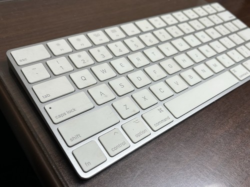 Apple Magic Keyboard Model A1644 Bluetooth Wireless -Tested- - Picture 2 of 10