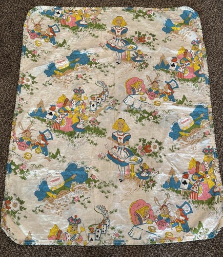 Vintage Handmade Alice In Wonderland Quilted Blanket 48”x38” - Picture 15 of 16