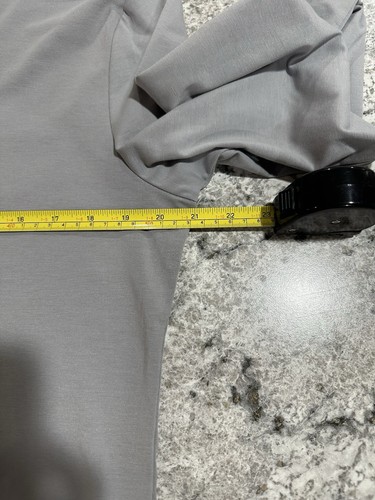 Camisa Henley Cuts Clothing Dobladillo Curvo Para Hombre Grande Manga Larga Gris - Imagen 3 de 7