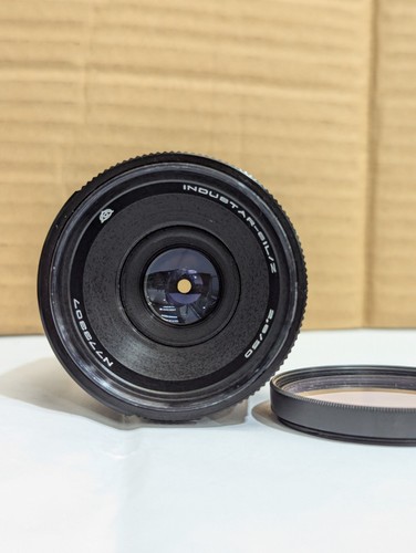 Industar 61 L/Z 50mm F2.8 M42 Screw Fit Camera Lens USSR - Picture 2 of 12