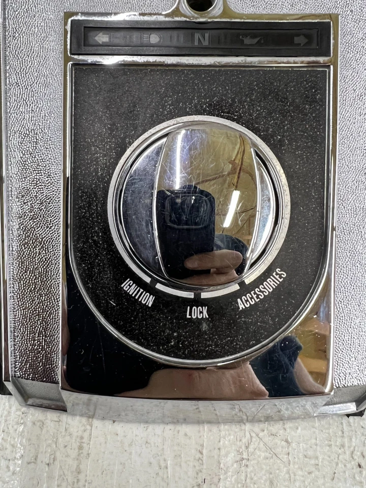 2000 Harley Davidson Dyna Wide Glide FXDWG Tank Console Dash Speedo needle bad - Image 3 of 4