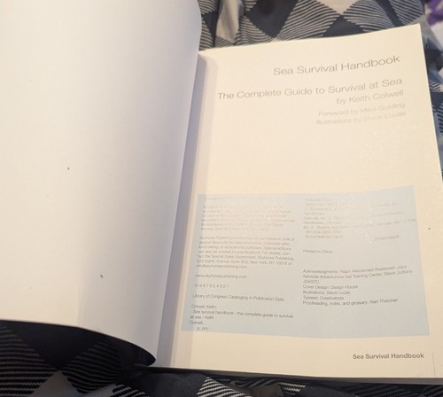 SEA SURVIVAL HANDBOOK: THE COMPLETE GUIDE TO SURVIVAL AT By Keith Colwell - Imagen 10 de 10