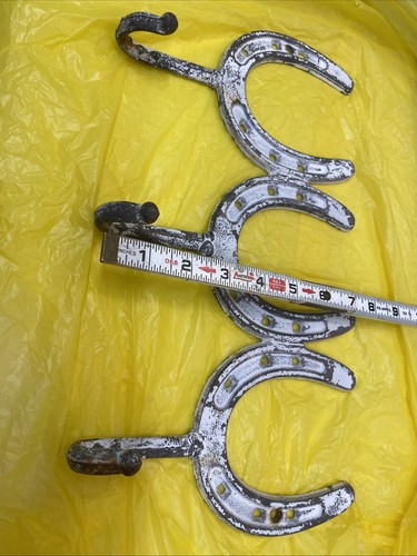 Appendiabiti a ferro di cavallo bianco western 3 ganci fatto a mano saldato da parete - Foto 4 di 15