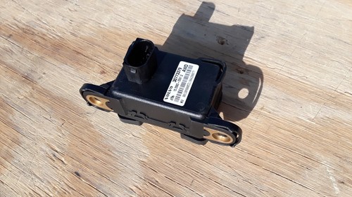 2007 Volvo XC70 2.5L AT AWD ESP YAW Rate Sensor Module 30773379 OEM - Picture 3 of 7