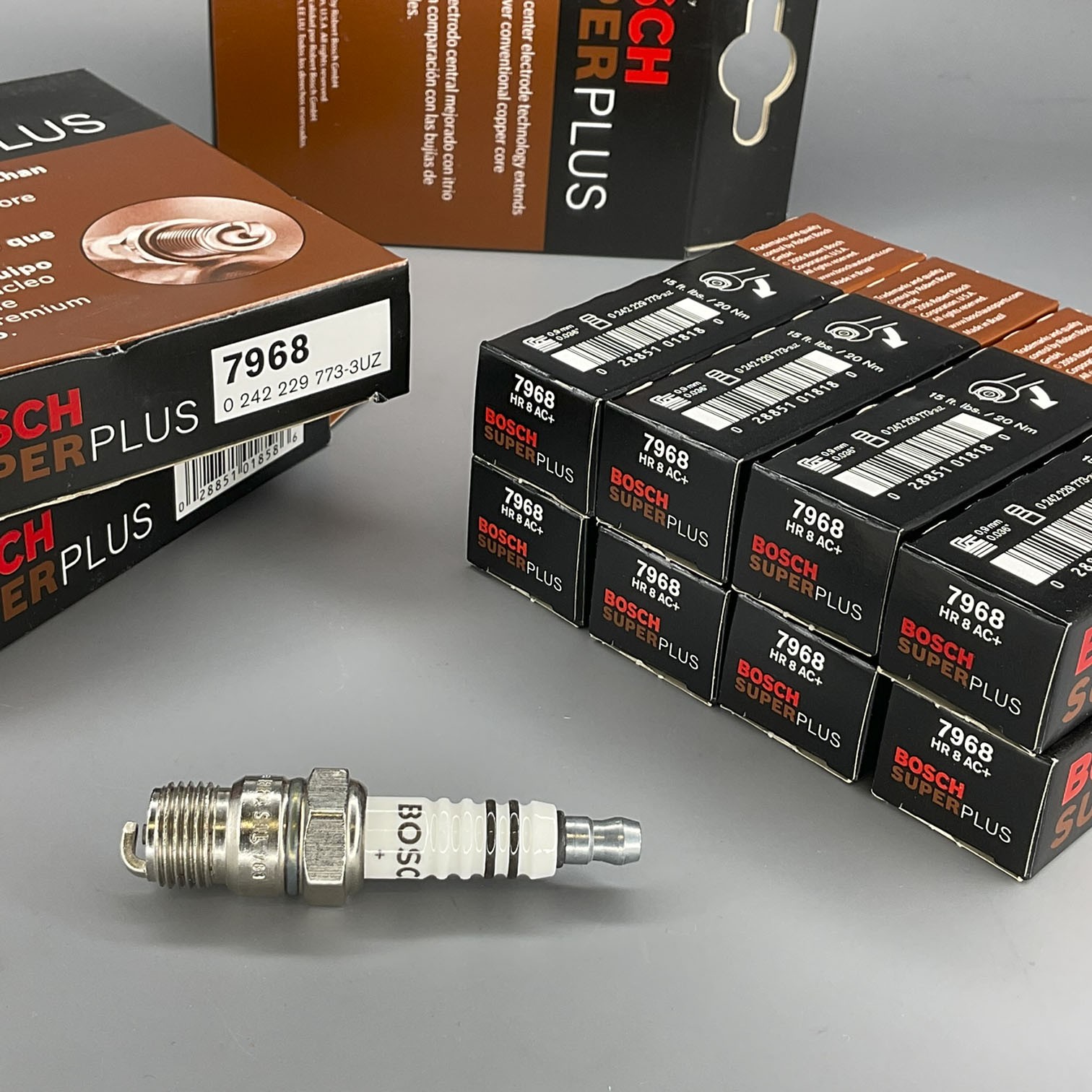 BOSCH Super Plus Spark Plugs 8PCS For GMC V3500 Pontiac Ventura Chevy C10