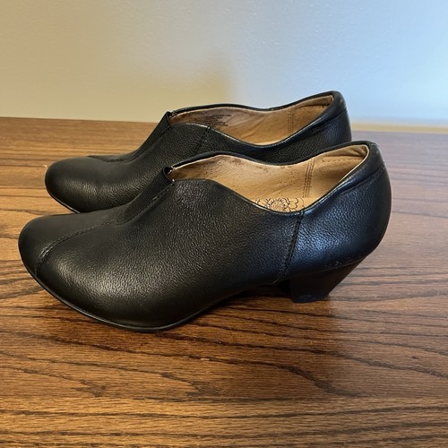 Ecco Sculptured Shoes Women's 39 Black Leather Pull On Casual Zip Bootie Comfort - Picture 2 of 22