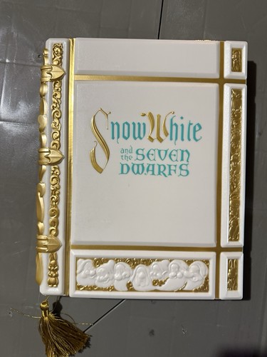 Large Original Disney Snow White and Seven Dwarfs Storybook Replica Journal NWT - Picture 1 of 2