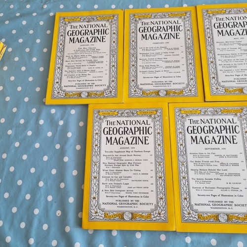 THE NATIONAL GEOGRAPHIC MAGAZINE X 7 1954 / VINTAGE / HISTORIC - Bild 2 von 15