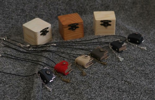 One inch tiny Handmade leather/suede notebook pendant in wooden box - Picture 5 of 10