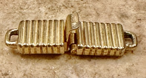 DONALD STANNARD Gold Tone Clasp Only for Necklace or Bracelet Vintage Signed - Picture 1 of 8