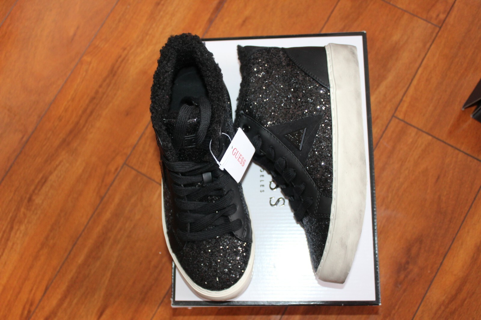 NWT WOMENS GUESS SZ 7 SHOES BLINNG BARBI