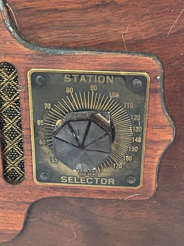1933/1934 - Wards Airline Superheterodyne Modelo 62-98/Hummm - Imagen 14 de 21