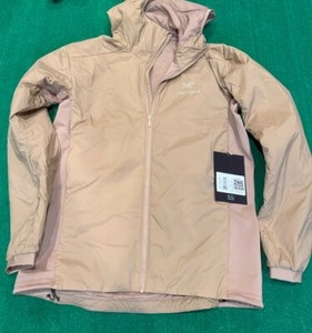 ARC'TERYX Atom LT S ベージュ ARC'TERYX Atom LT S ベージュ