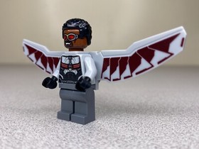 LEGO Minifigure Falcon sh261 Gray & Dark Red Wings Marvel Civil War 76050